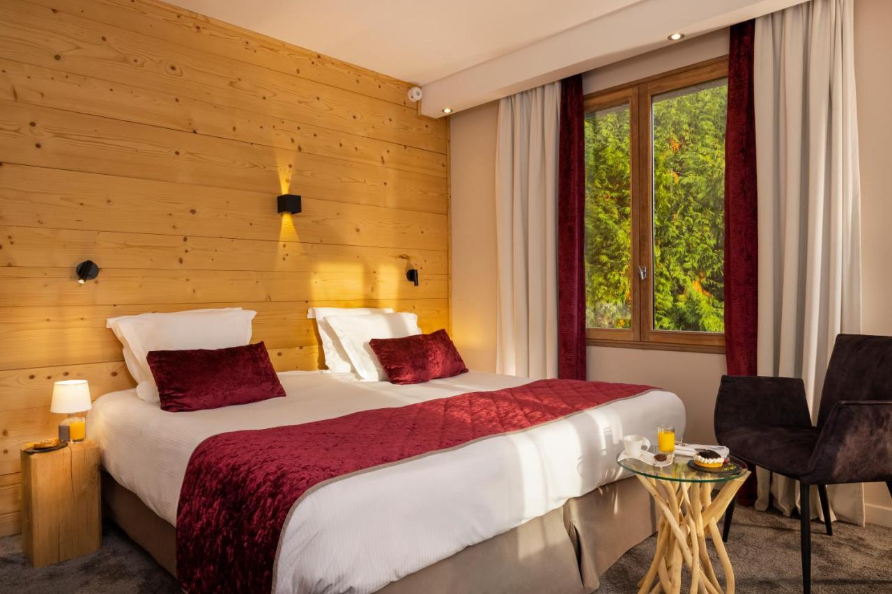 Hotel Les Grillons Talloires Bagian luar foto